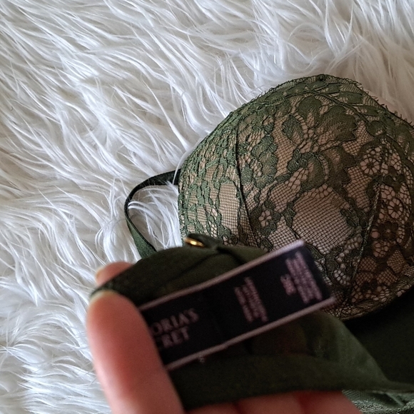 Victoria's secret bra size 36C - Picture 5 of 7